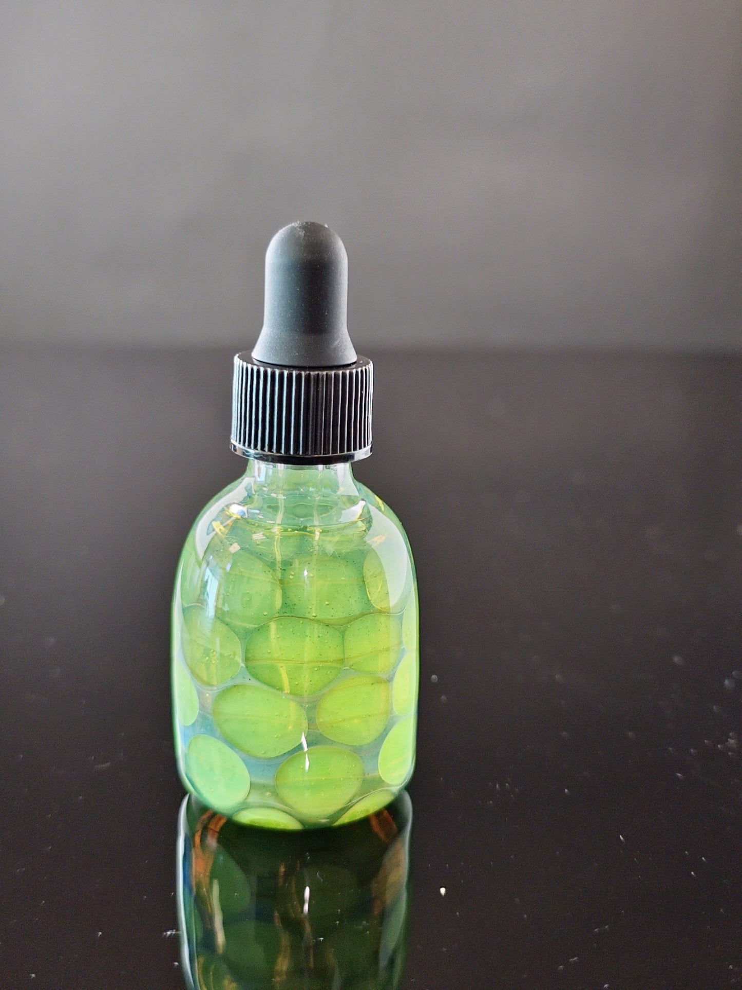 Green/Yellow Honeycomb Vial